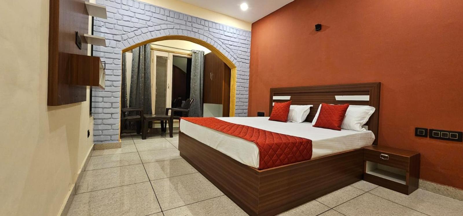 Golden Himalaya Homestay Kausani Eksteriør billede